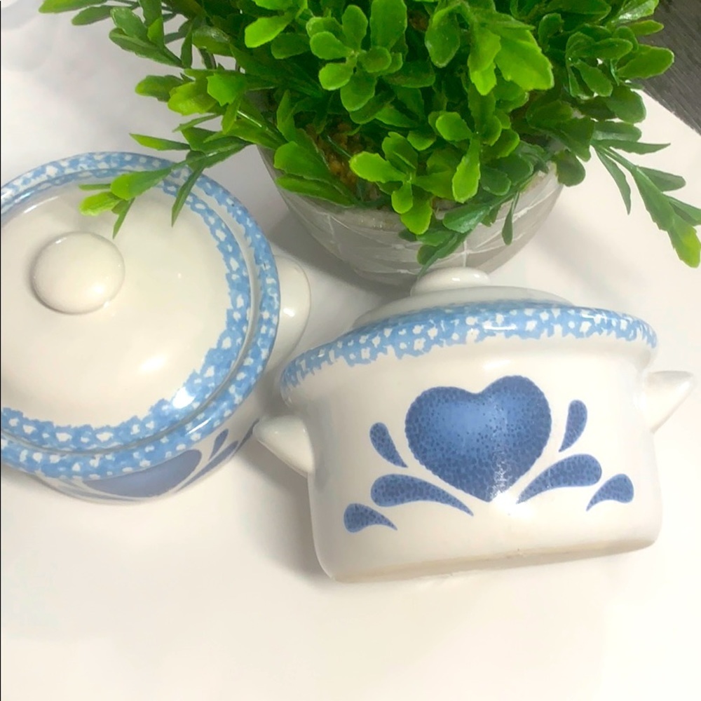 2Corelle Jay Import Blue Hearts Spongeware crocks